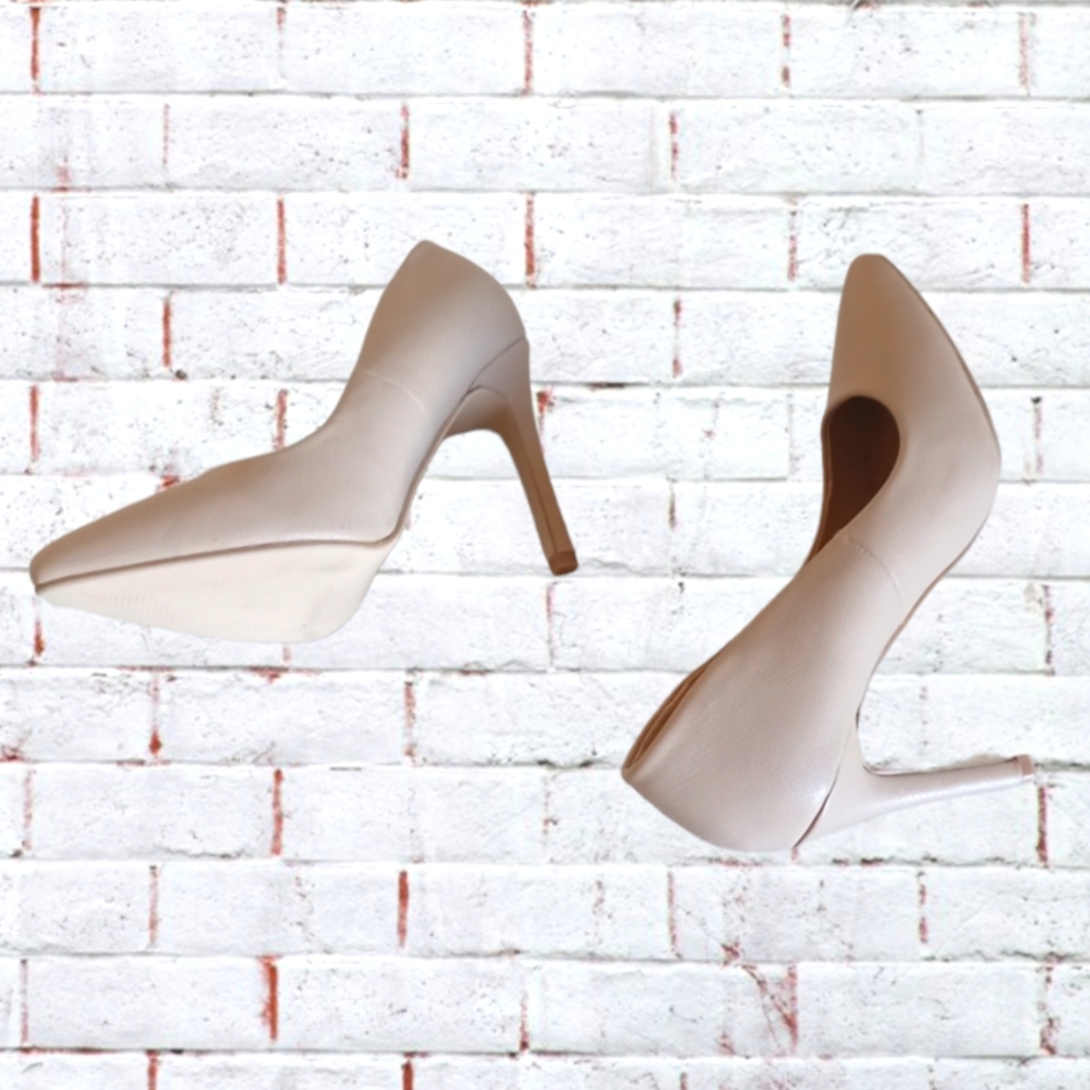 🤩Host Pick 🤩 Like new🌷 ARDENE Beige Faux Leather High Heel Pumps - Picture 11 of 16